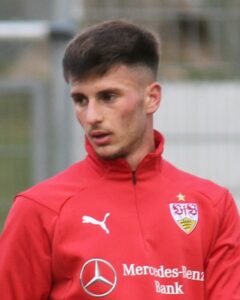 Leon Dajaku ist aktuell von Union Berlin ausgeliehen - Ron-Thorben Hoffmann von den Bayern. 